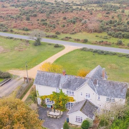 Beautiful Country House With Forest View & Garden Norleywood Exterior photo